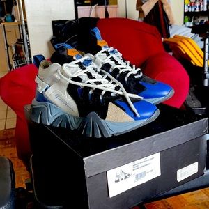 Original Versace sneakers. They are in prestige condition.